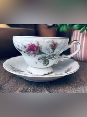 Vintage Floral Bone China Teacup & Saucer - Moss Rose occupied Japan